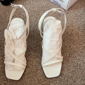 Lulus white strapped heals size 8